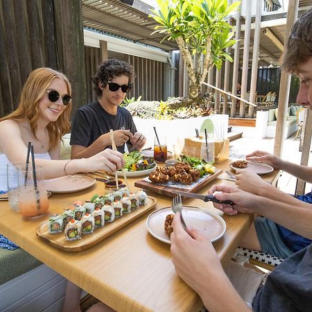 Castaways Resort & Spa On Mission Beach Exterior foto