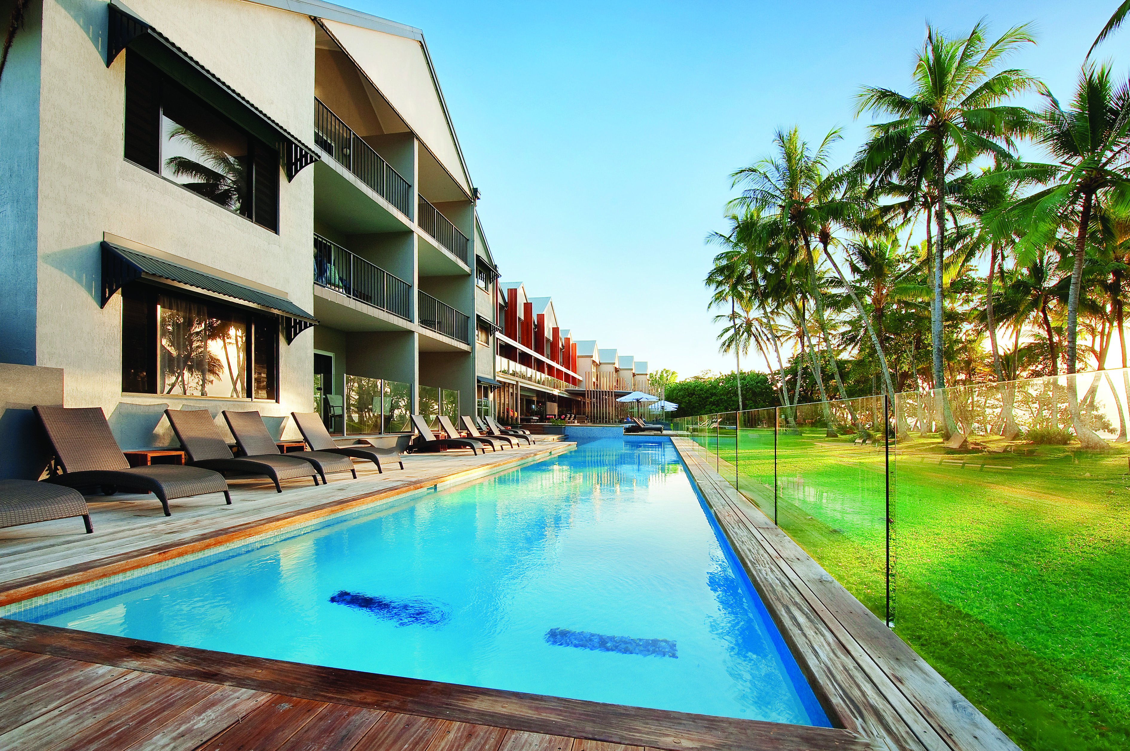 Castaways Resort & Spa On Mission Beach Exterior foto