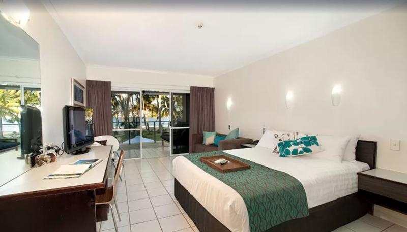 Castaways Resort & Spa On Mission Beach Exterior foto